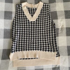 Houndstooth sweater vest